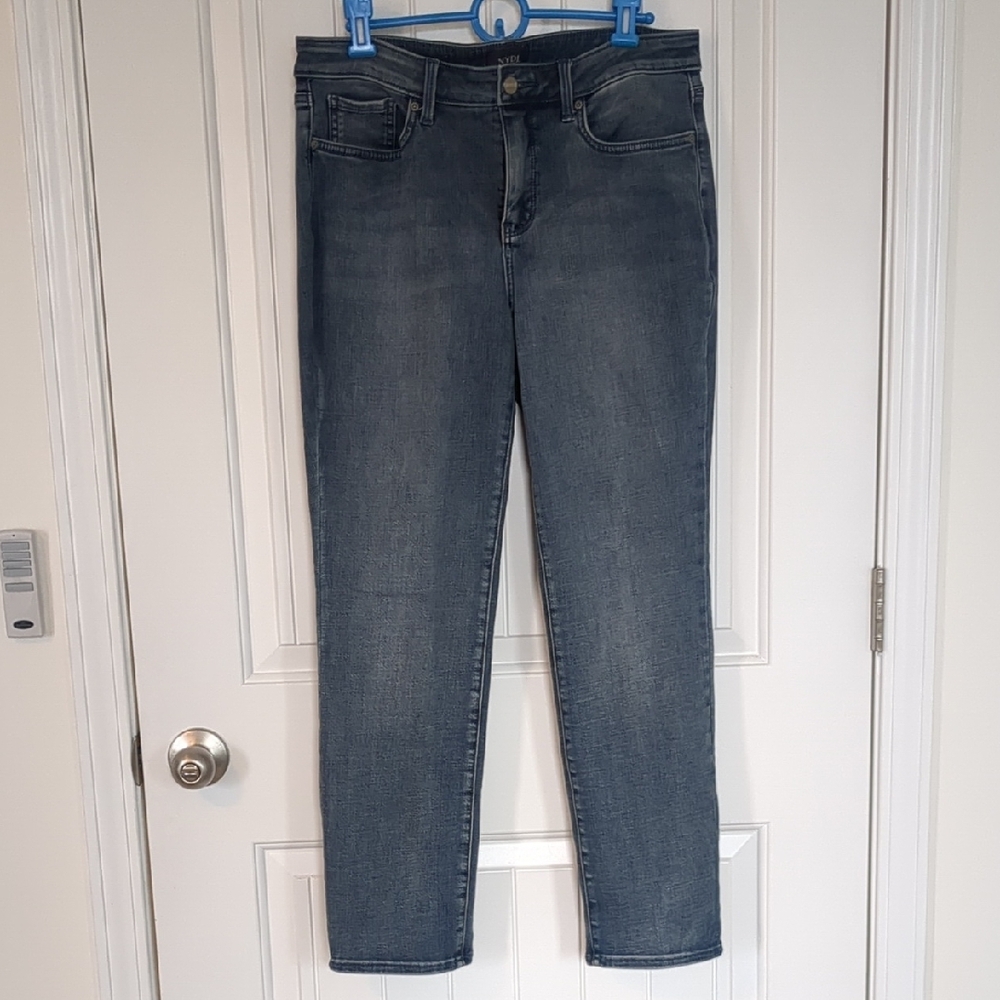 NYDJ Classic Blue Jeans- Slim Fit